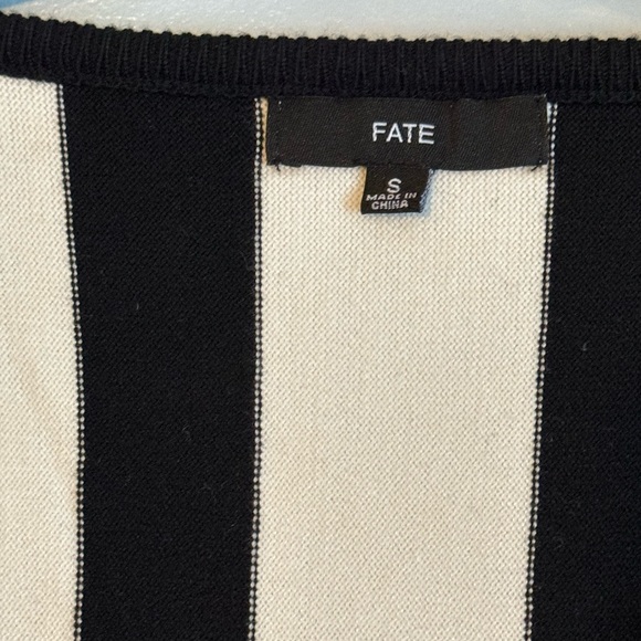 Black and White Striped Deep V Sweater - Picture 2 of 2